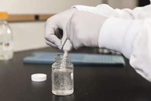福爾馬肼濁度標(biāo)準(zhǔn)溶液的配制方法